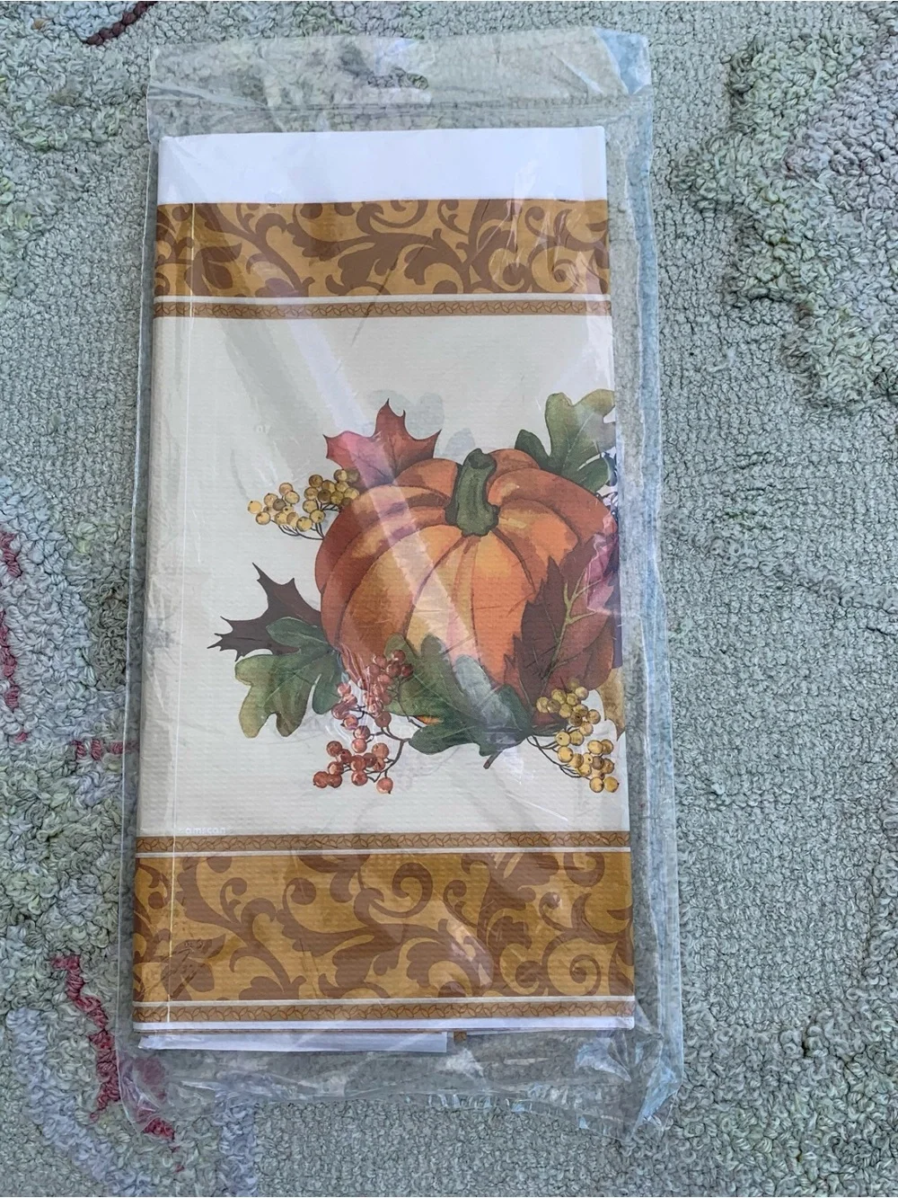 Brand New Fall Harvest Pumpkin Tablecloth / Linens